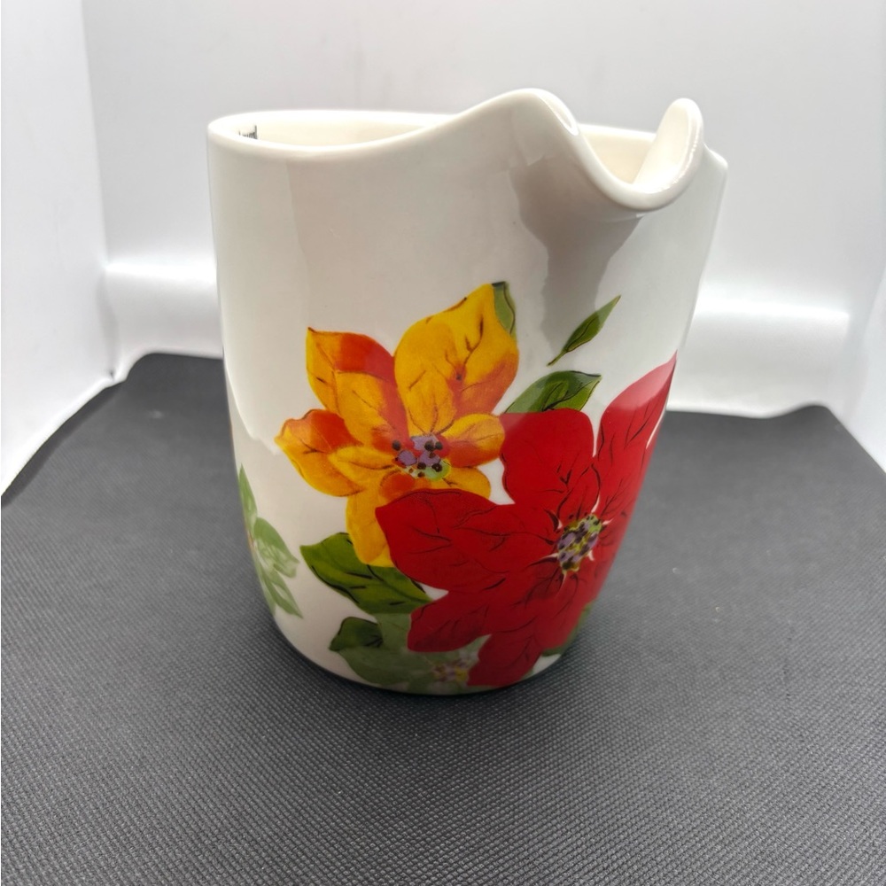 Pioneer Woman Measuring Cup Pitcher Ceramic Poinsettias “Love Beyond Measure” - Picture 3 of 9